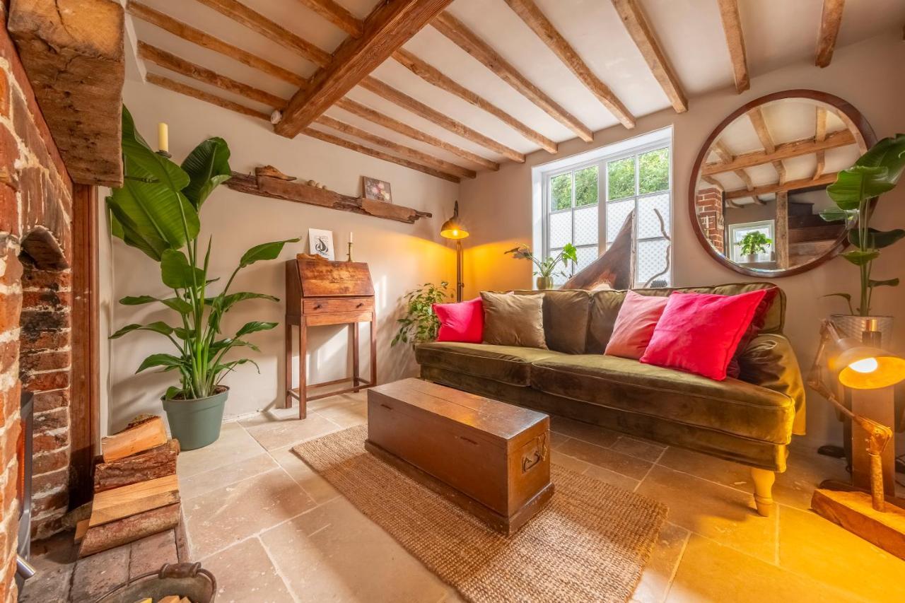 Most Romantic Cottage In Suffolk - Number Four Framlingham Exterior photo